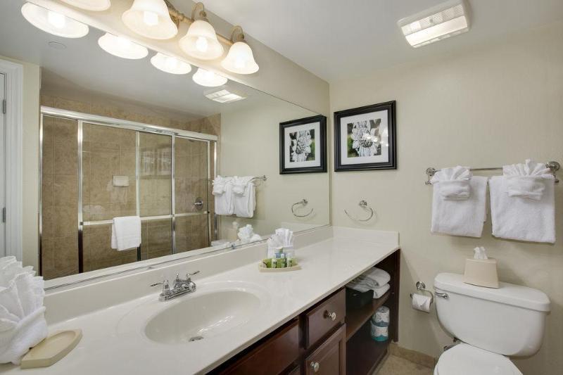 Patrick Henry Square Hotel วิลเลียมส์เบิร์ก ภายนอก รูปภาพ